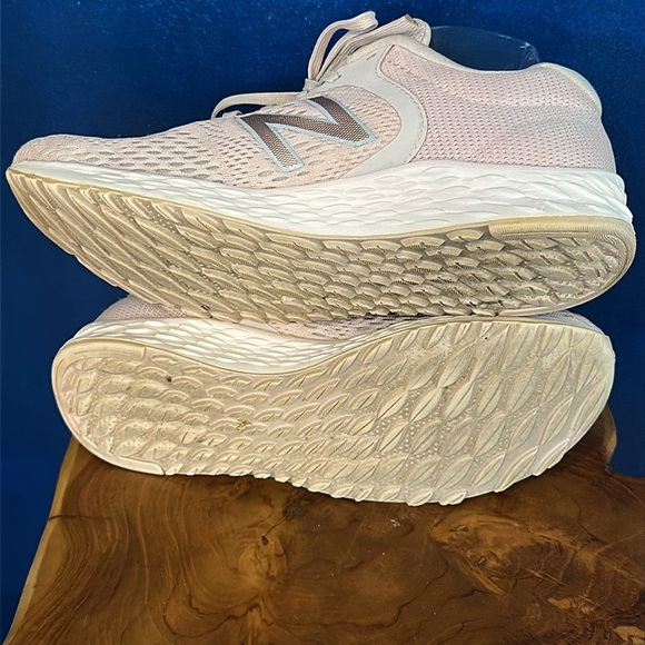 Women’s New Balance Arishi V2 Fresh Foam Running Shoes WARISCL2 Pink Size 10 - Picture 8 of 9